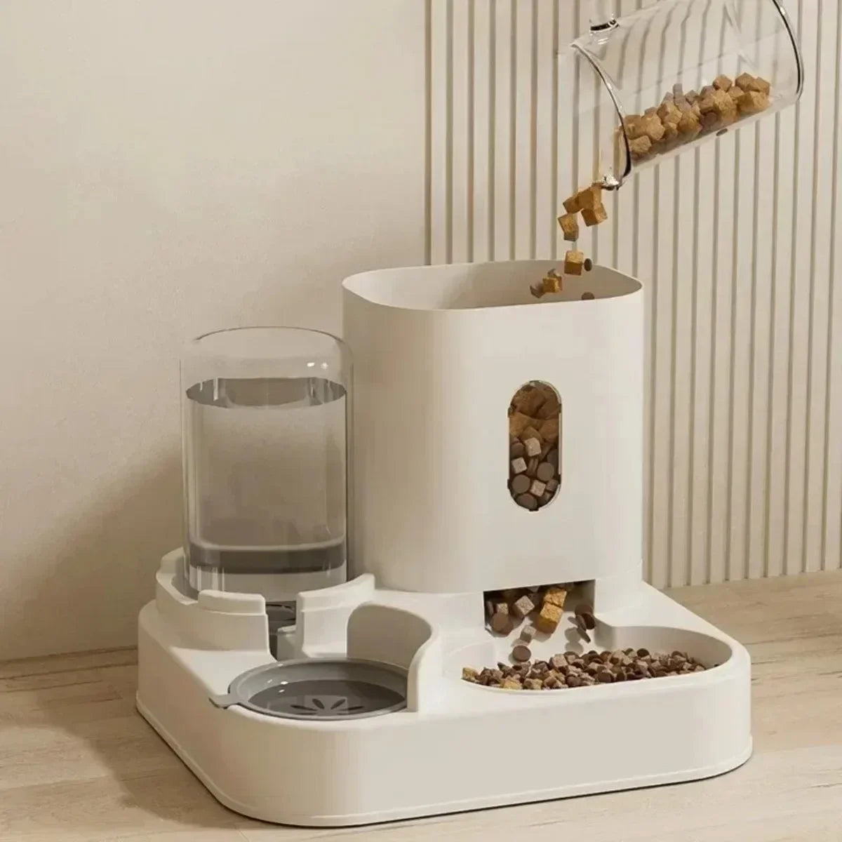 2-in-1 Automatic Pet Feeder with Water Fountain — Food Bowl & Fresh Water Dispenser for Cats and Dogs